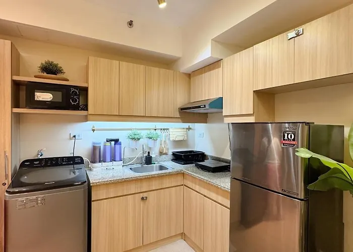 Unit With Balcony At The Celandine Qc *