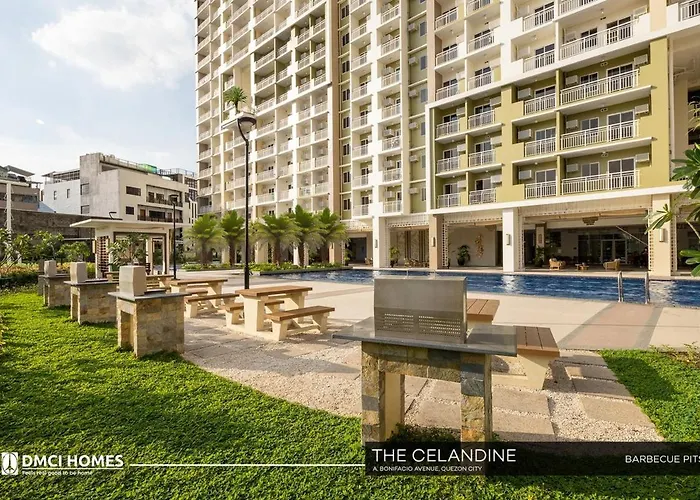 Unit With Balcony At The Celandine Qc