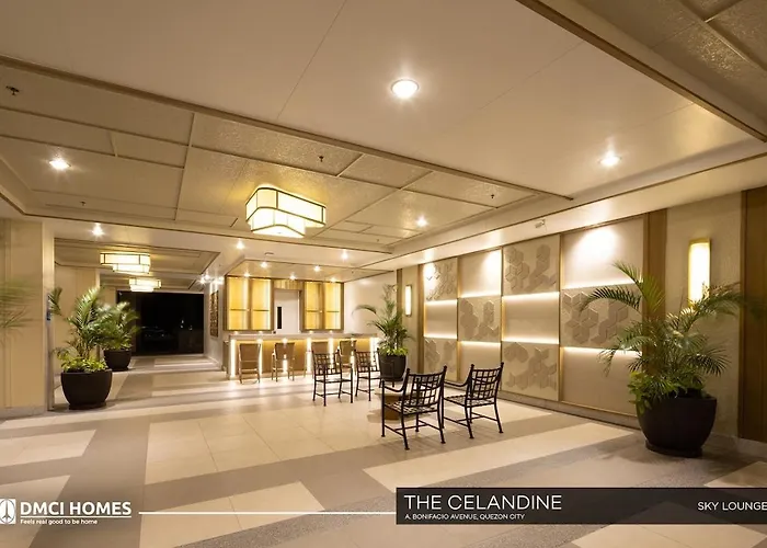 Unit With Balcony At The Celandine Qc * 马尼拉