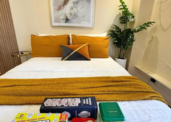 Apartment Unit With Balcony At The Celandine Qc *