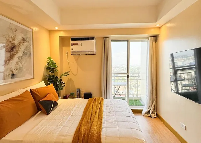 Apartment Unit With Balcony At The Celandine Qc